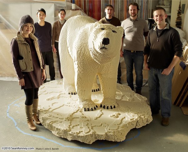 This polar bear sculpture contains more than 95,000 LEGO cubes.