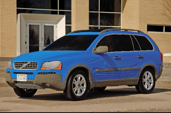 Copy of a full-size Volvo XC90 2004. The wheels are real.