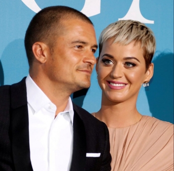 Orlando Bloom and Katy Perry. (All interesting on the site - ABCD Web Design)